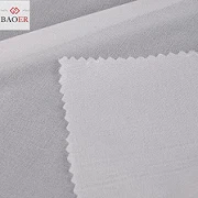 Tussenvoering met korte kraag